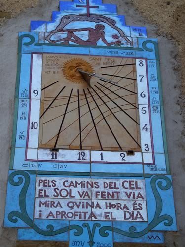 Rellotge de sol a Sant Pere de Bertí
